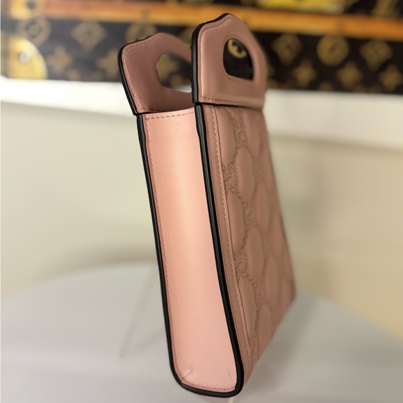 💞Out of Stock💞 Gucci Marmont Baby Pink Matelasse Top Handle & Crossbody Bag GG - Picture 7 of 10